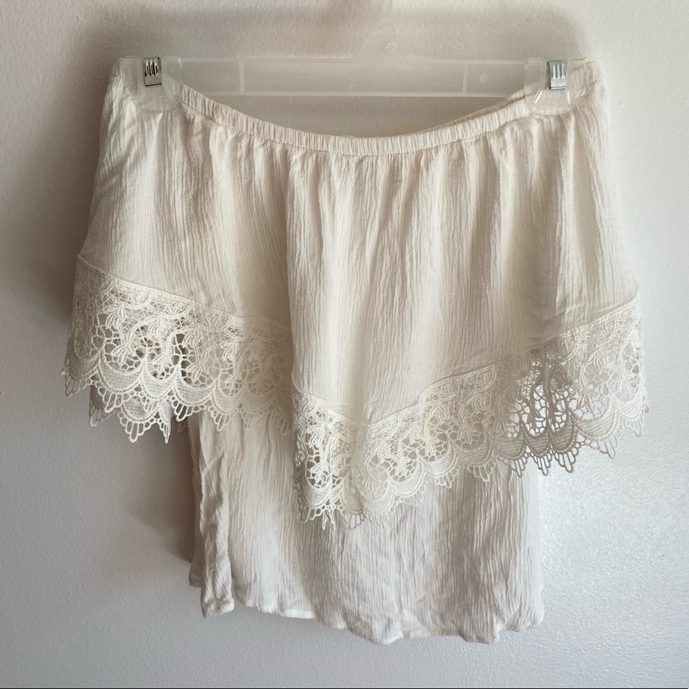 Off-the-shoulder Top